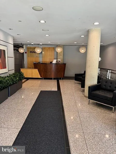 Studio, 354 sqft, $1,700 — Photo 3