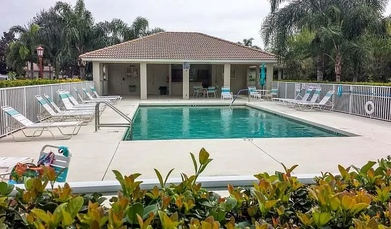 4210 Vicenza Dr #B — Photo 25