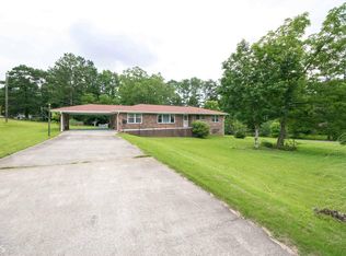 12 Bittersweet Ln, Newnan, GA 30263