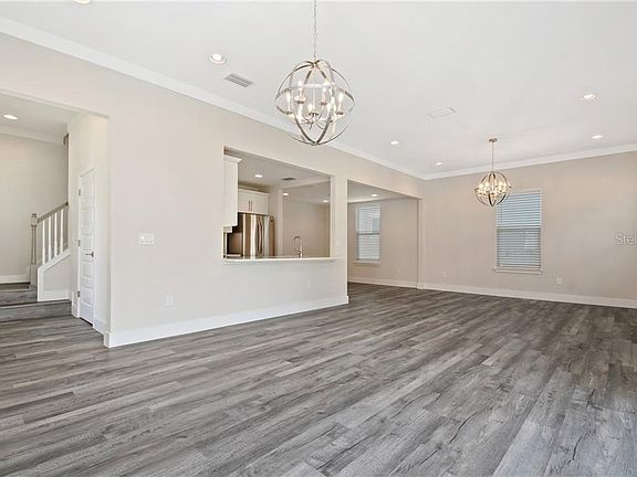 4th image of 105 W Orlando St