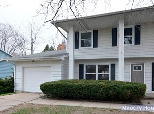 5750 Williamsburg, Cottage Grove, WI 53527
