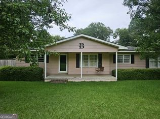 168 Lakeview Church Rd, Cochran, GA 31014