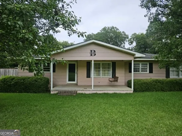 168 Lakeview Church Rd, Cochran, GA 31014