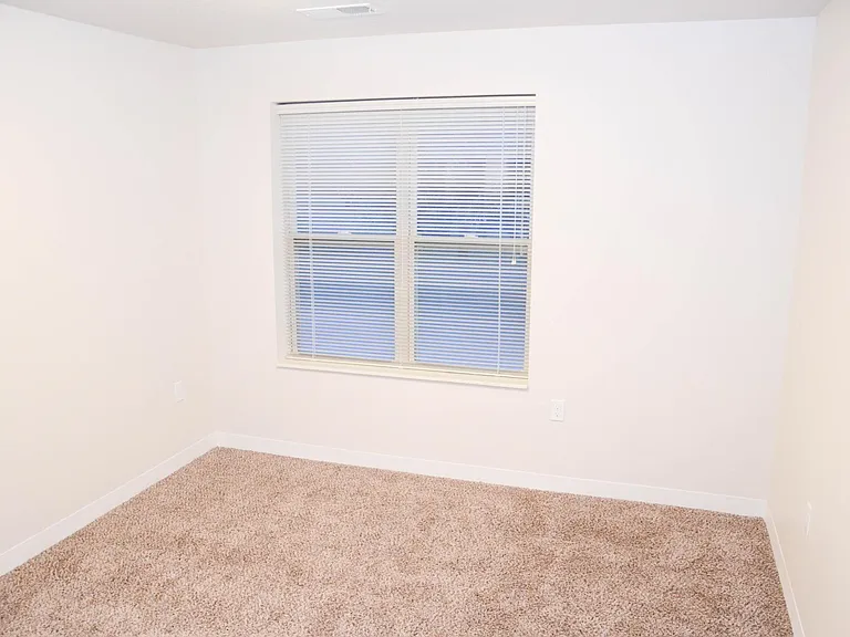 Willis Avenue Apartments — Photo 14