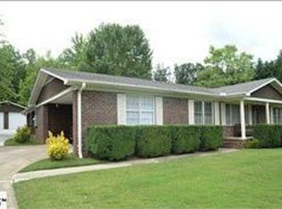 7 Arrow Head Rd, Greenville, SC 29609