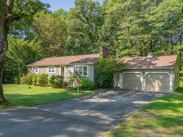 47 Paxton Rd, Spencer, MA 01562