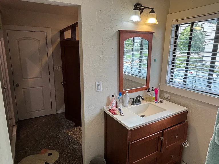 2534 Warring St #5 — Photo 4