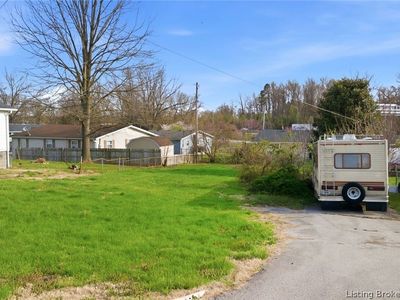 7006 Wilson Lane, Sellersburg, IN, 47172