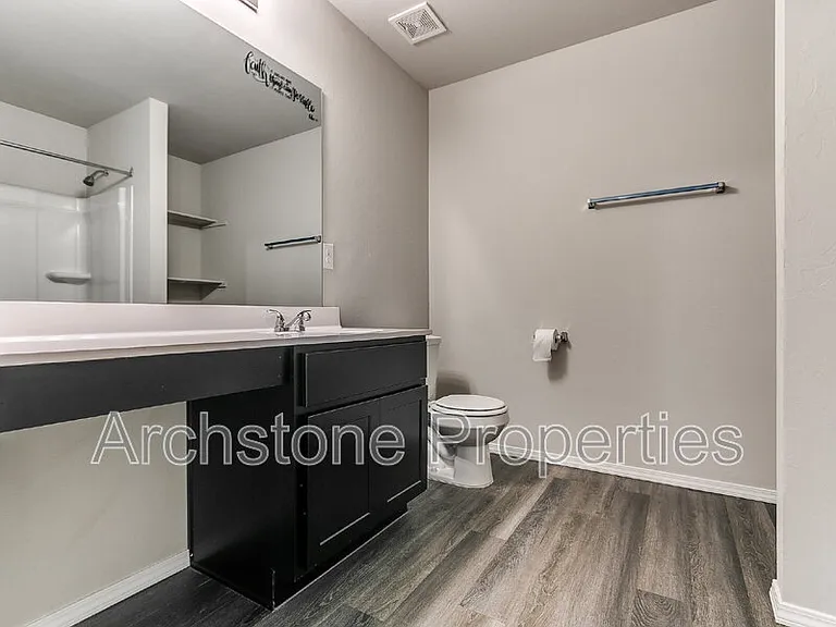1308 Dustin Dr — Photo 27