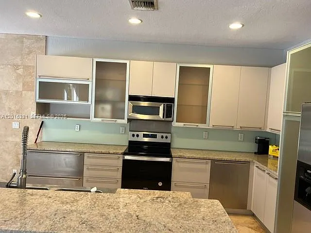 4160 Cascade Ter — Photo 17