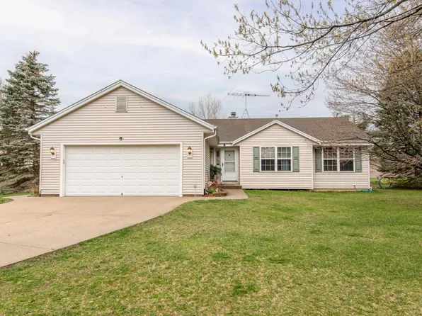 2532 Posekany LANE, East Troy, WI 53120