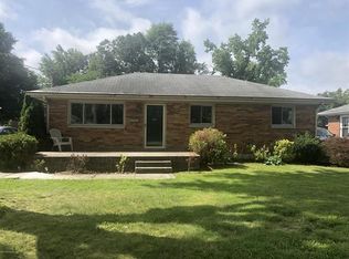1528 Anna Ln, Louisville, KY 40216
