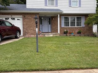502 Theresa Ave, Essex, MD 21221
