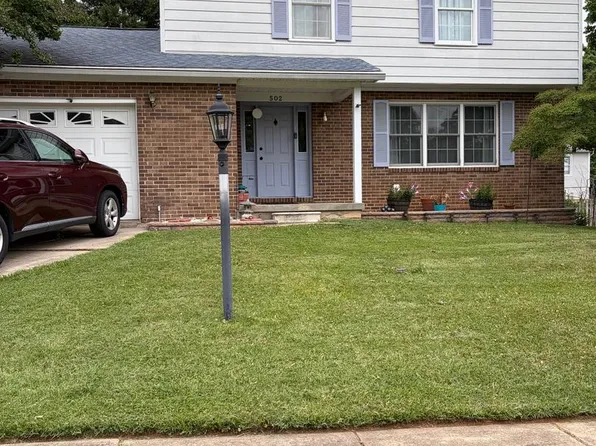 502 Theresa Ave, Essex, MD 21221