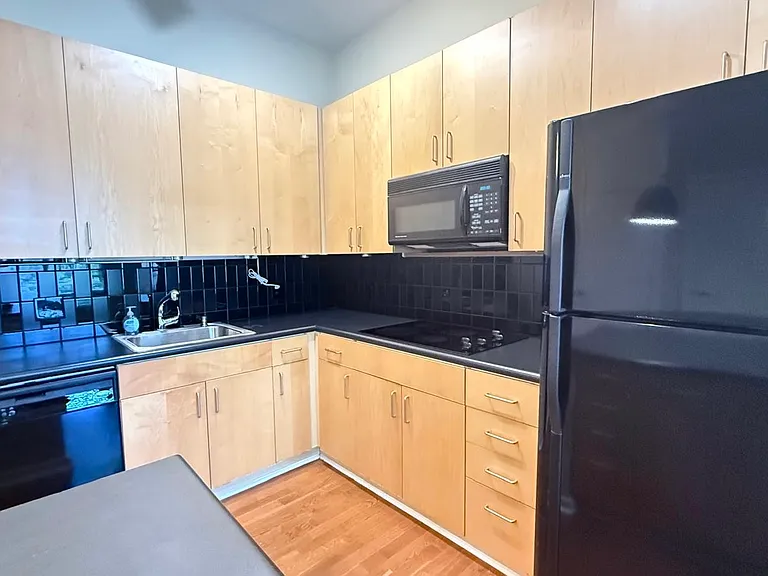 2125 Southend Dr #310 — Photo 7