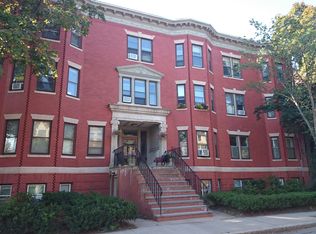 16 Garrison Rd APT 2, Brookline, MA 02445