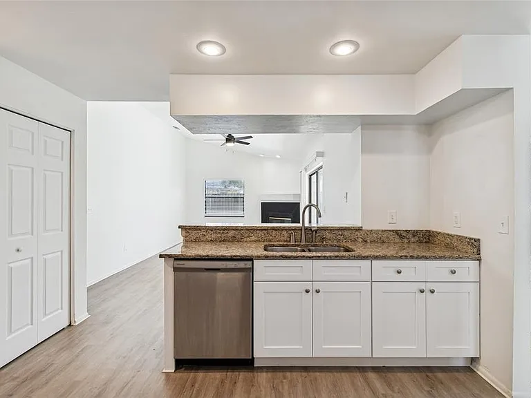 11903 Steppingstone Blvd — Photo 19