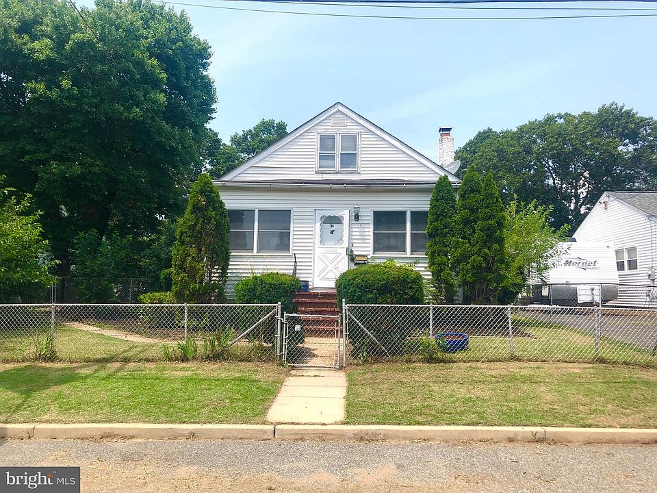 2nd image of 1672 Atkins Ave