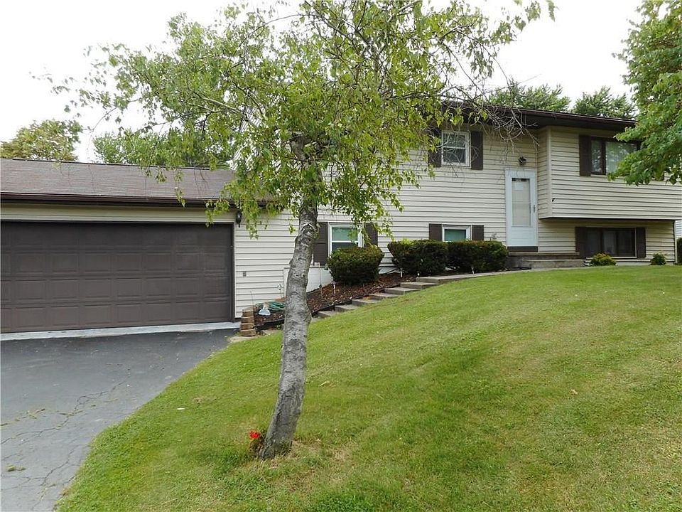 1st image of 152 Prentiss Way