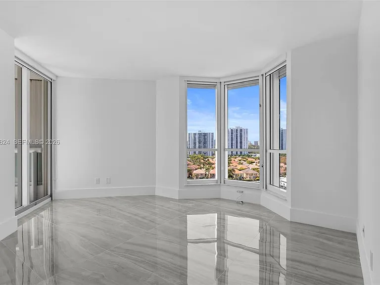 21055 Yacht Club Dr #1409 — Photo 33