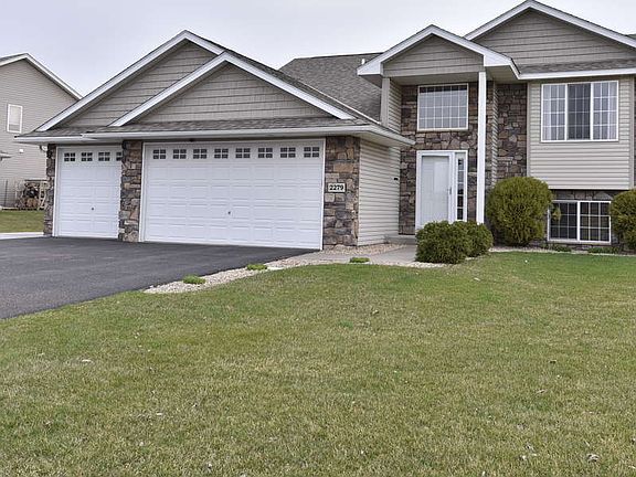 3rd image of 2279 Bridgewater Blvd S