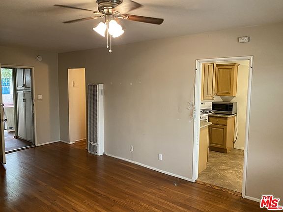 4th image of 1433 Miramar St #25