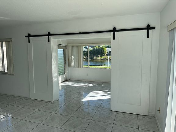 4th image of 602 Joel Blvd #602