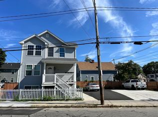 561 Potters Ave, Providence, RI 02907