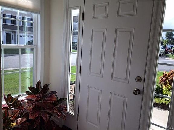 2nd image of 7200 Jackson Arch Dr #7200