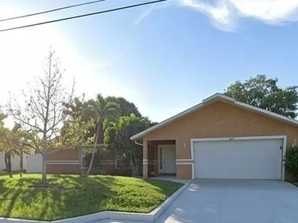 1925 SE Floresta Dr, Port Saint Lucie, FL 34983