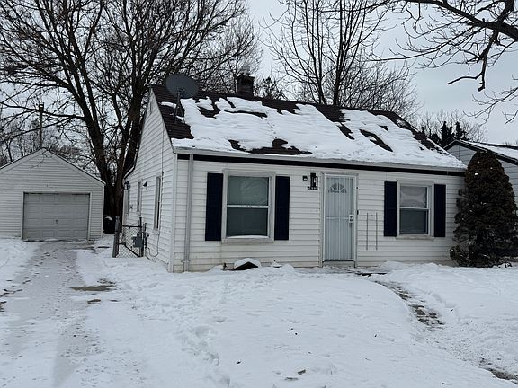 2nd image of 24331 McDonald St