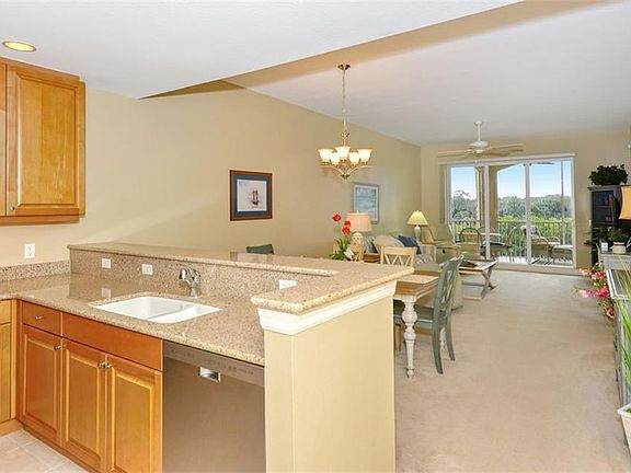 4th image of 5531 Cannes Cir APT 203