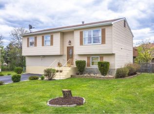 111 Bodle Cir, Maybrook, NY 12543