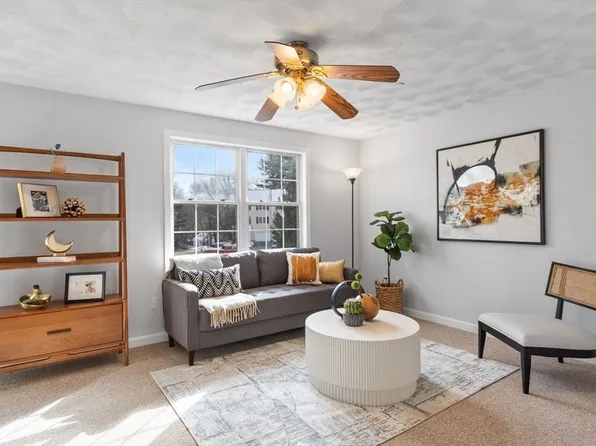 81 Salem Rd Unit 31, Billerica, MA 01821