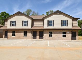 292 Smithson Ln, Clarksville, TN 37040