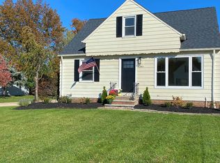2361 E 290th St, Wickliffe, OH 44092