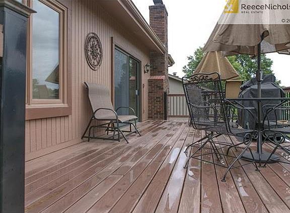 4th image of 76 Woodbridge Ln