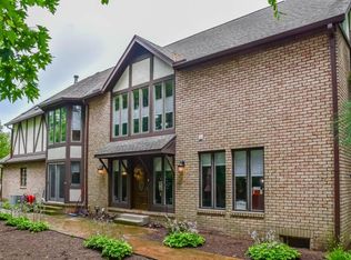 18 Bentley Dr S, Canton, OH 44709