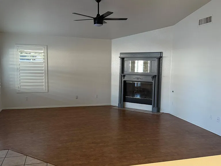 9621 W Potter Dr — Photo 6