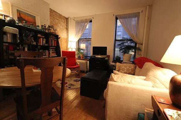 Rented by Crosstown Apartments NYC | media 35