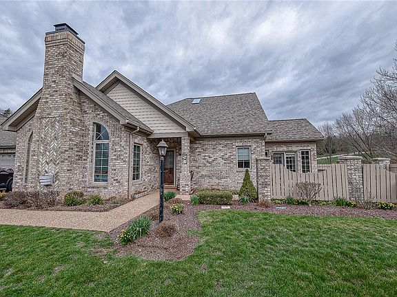 2nd image of 3226 Waters Edge Ct