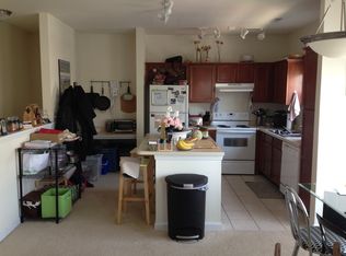2425 Central Park Dr S APT 220, Plainfield, IN 46168