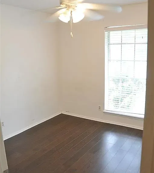 5602 Berry Hill Dr — Photo 5