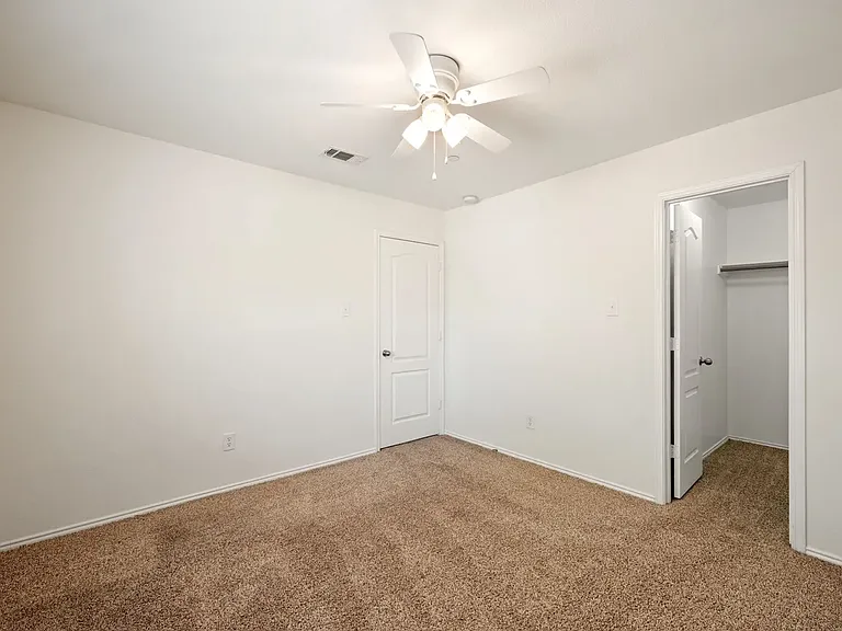 1013 Lucy Ln — Photo 19