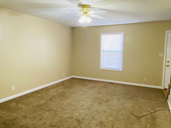 4th image of 2809 Cobalt Dr APT B