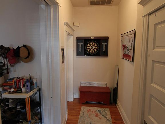 4th image of 2339 W Grace St APT B