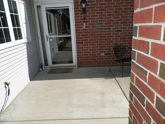 3rd image of 855 N High Point Rd #855