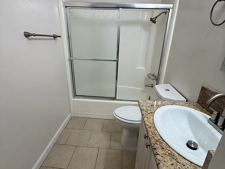 254 E Washington Blvd #108 — Photo 13