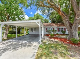 917 Ridgecrest St, Angleton, TX 77515