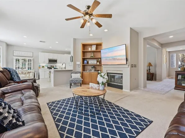 4901 Tropea St, Oceanside, CA 92057